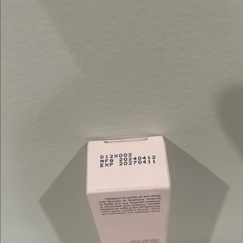 Ideal Intense Eye Cream in Pink Packaging